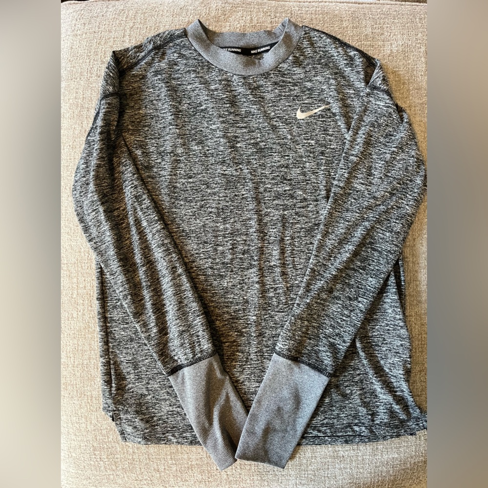 Women’s Nike Dri-Fit Element Long Sleeve Running Crew Shirt (Grey&Black)